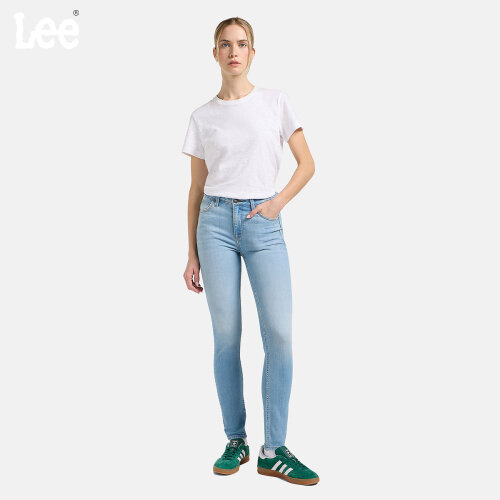 Lee Scarlett High Traperice