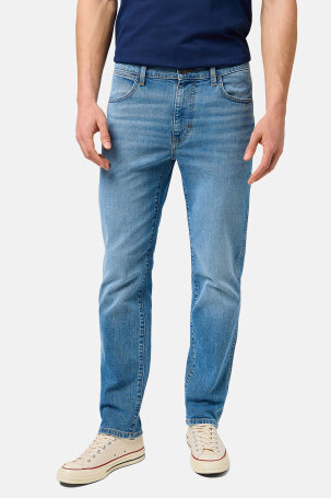 MUŠKARCI - Traperice - Wrangler Larston traperice - Plava - Slim