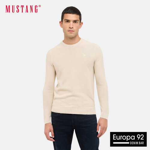 Mustang Elliot Vesta