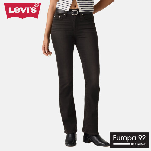 Levi's 725 Bootcut Traperice