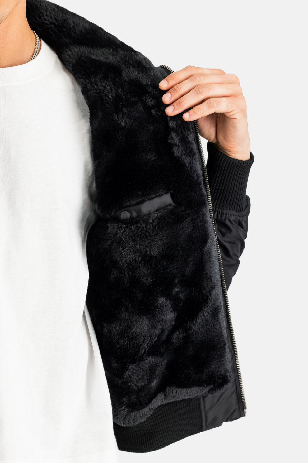MUŠKARCI - Jakne i kaputi - Alpha Industries B-15 III TT Bomber RF jakna - Jakne - Crna