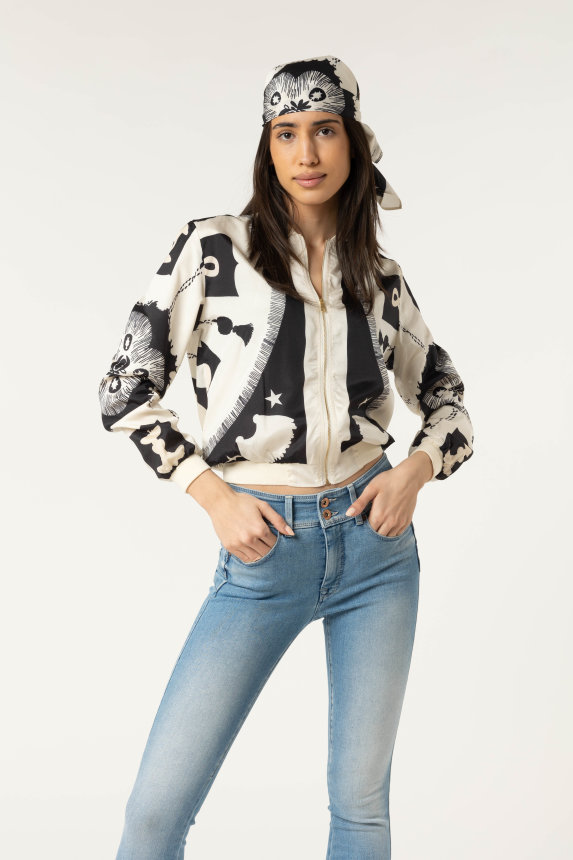 Jakna bomber