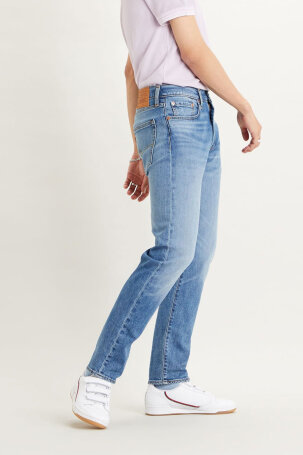Levis 502 traperice