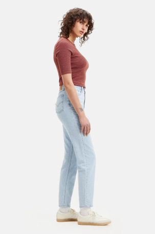 Levi's Mom Jeans