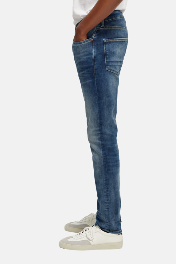 Essentials Ralston slim jeans — Cloud of