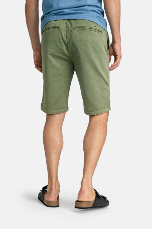 Petrol chino bermude